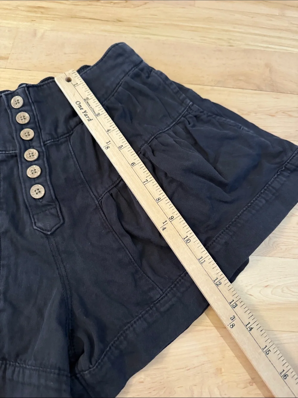 Free People Fleur denim shorts-Tiered-100% Cotton-Black-Boho-XS